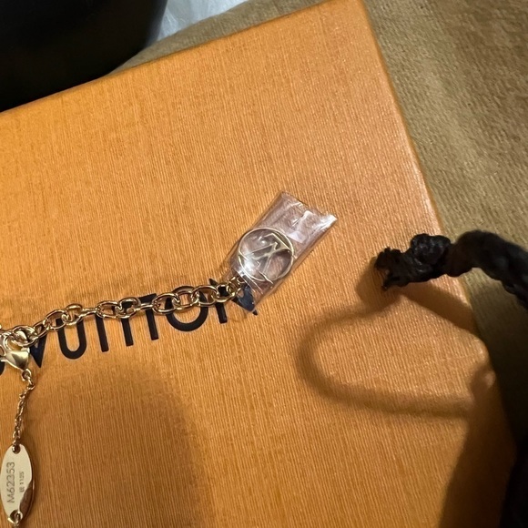 lv &me necklace hashtag - Picture 17 of 17